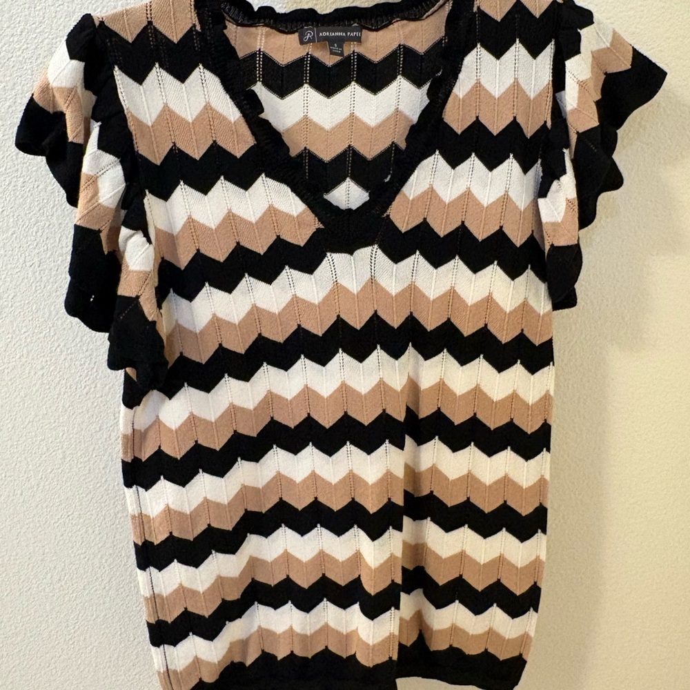 Adrianna Papell Chevron V-Neck Top - Black, White, Brown